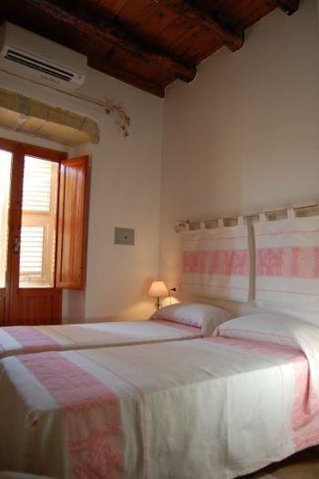 Note Sulla Piazza Bed & Breakfast Каляри Стая снимка